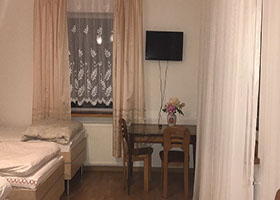 Malarska 10, hotel pracowniczy