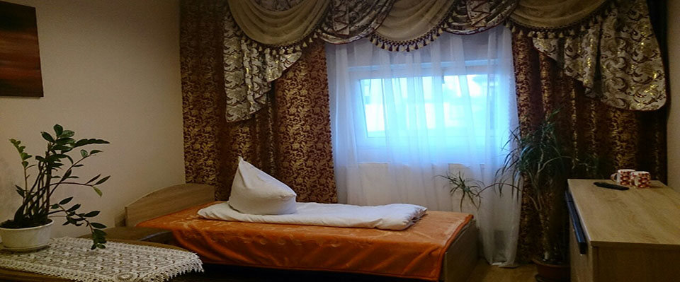 Pokój dwuosobowy własną łazienką